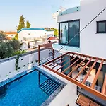 Βίλα Royal Κερύνεια