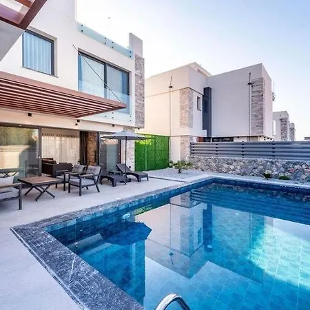 Royal Villa