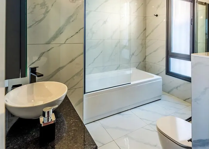 Royal * Kyrenia (Northern Cyprus)